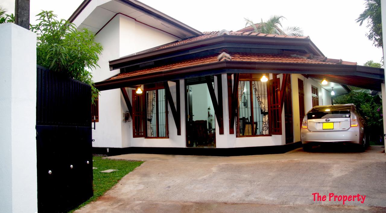 The Hermitage Negombo Kurana Katunayaka Exterior photo